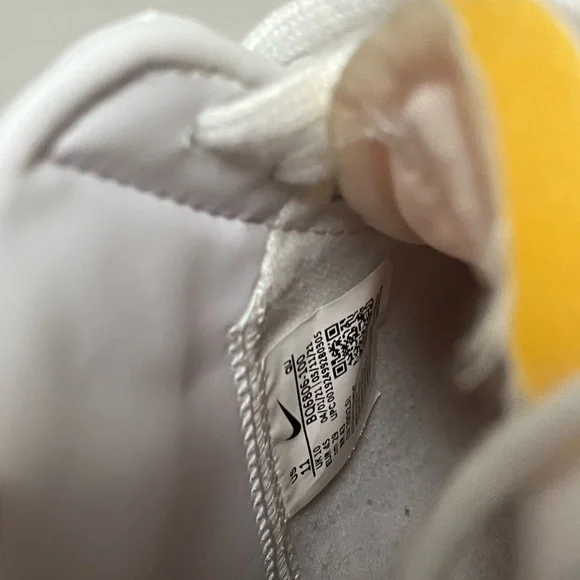 Nike High Top Blazers - Picture 7 of 12